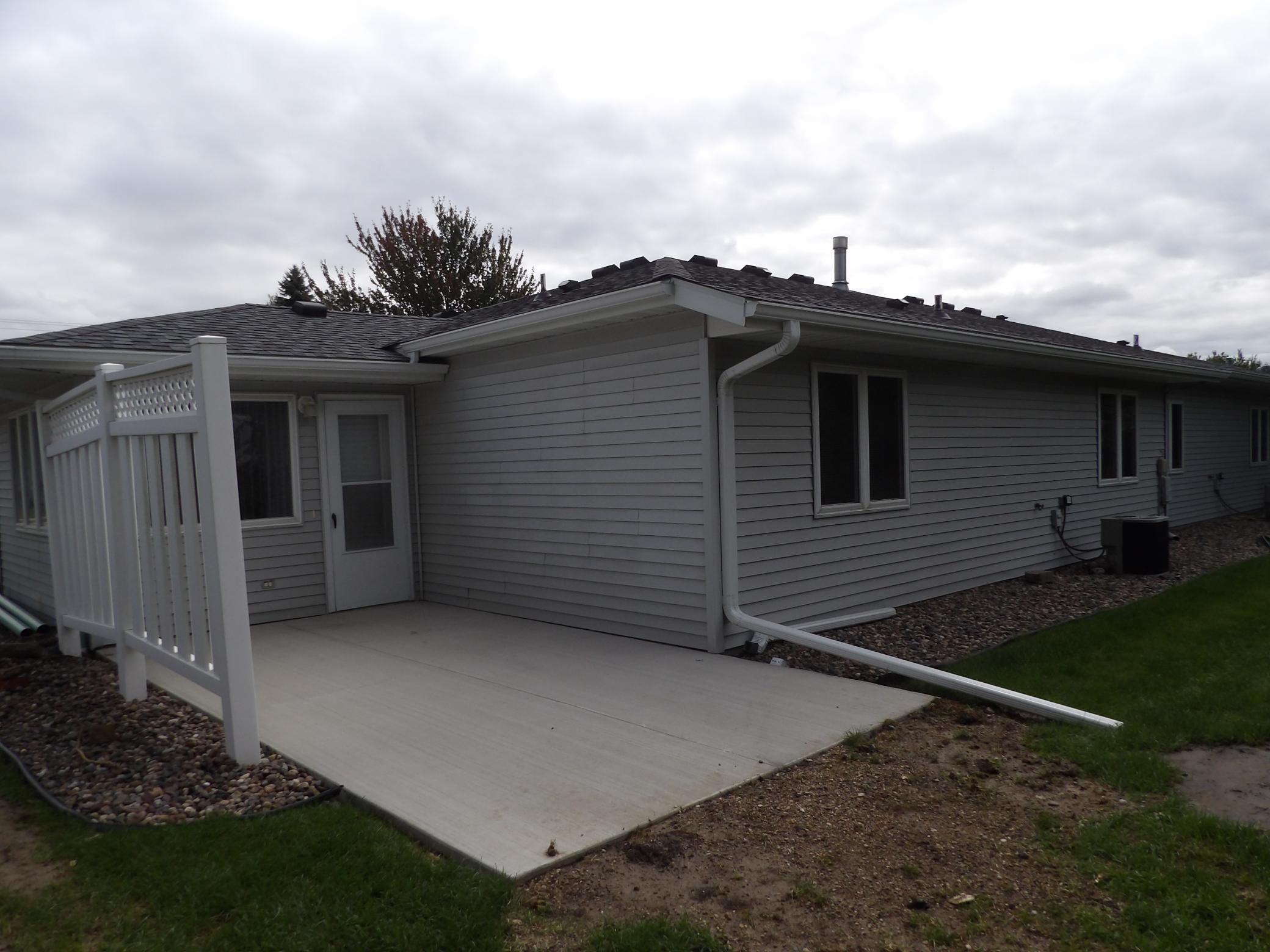 2004 16th Street Southwest Austin, MN 55912 - Photo 3 of 16 Gallery Image 3
