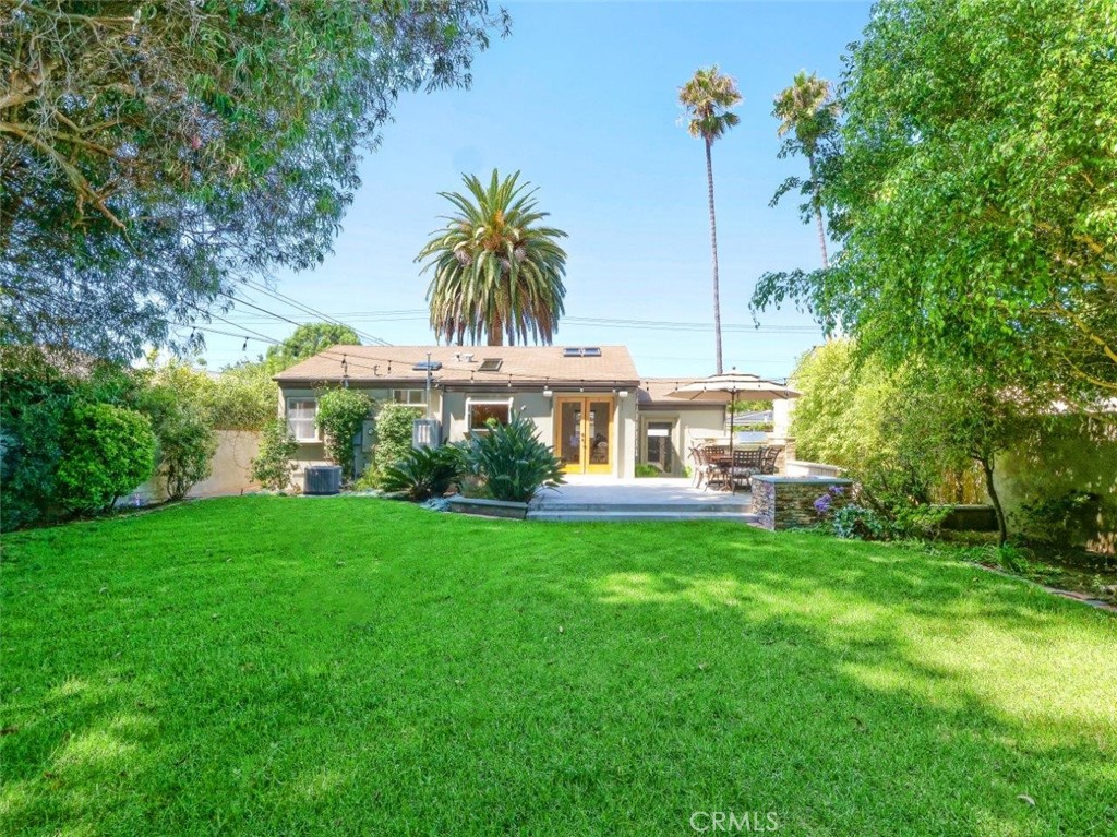 2804 Vail Avenue Redondo Beach, CA 90278 - Photo 20 of 29 a front view of a house with a garden and plants