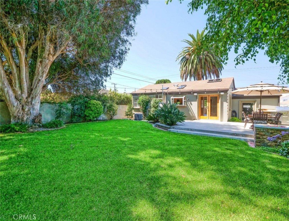 2804 Vail Avenue Redondo Beach, CA 90278 - Photo 22 of 29 a view of a house with a yard and sitting area