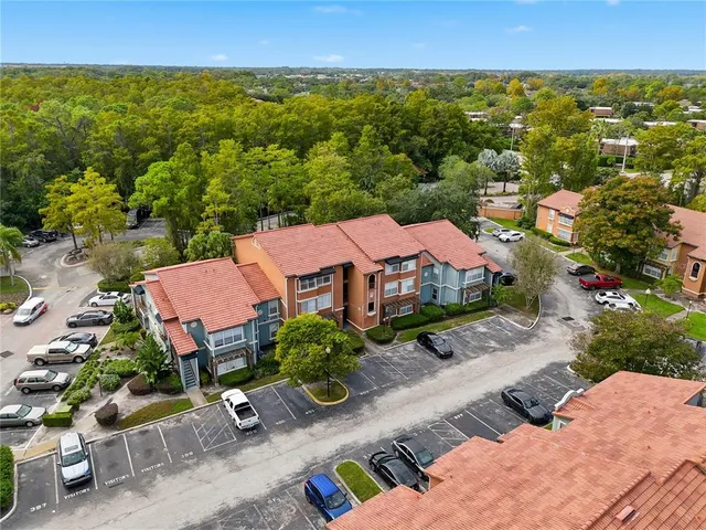 $142,900 | 5108 Conroy Road, Unit 1724, Orlando, FL 32811