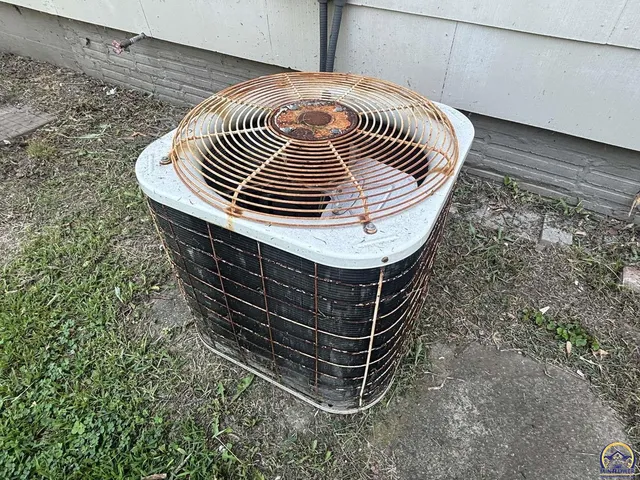 $135,000 | 603 Cottonwood Street, Strong City, KS 66869