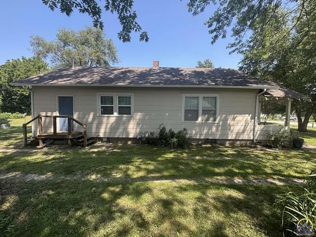 $135,000 | 603 Cottonwood Street, Strong City, KS 66869