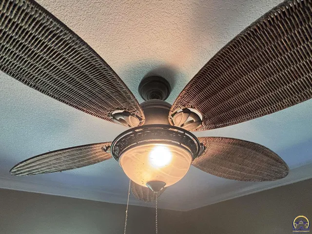 $135,000 | 603 Cottonwood Street, Strong City, KS 66869