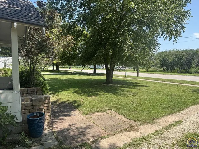 $135,000 | 603 Cottonwood Street, Strong City, KS 66869