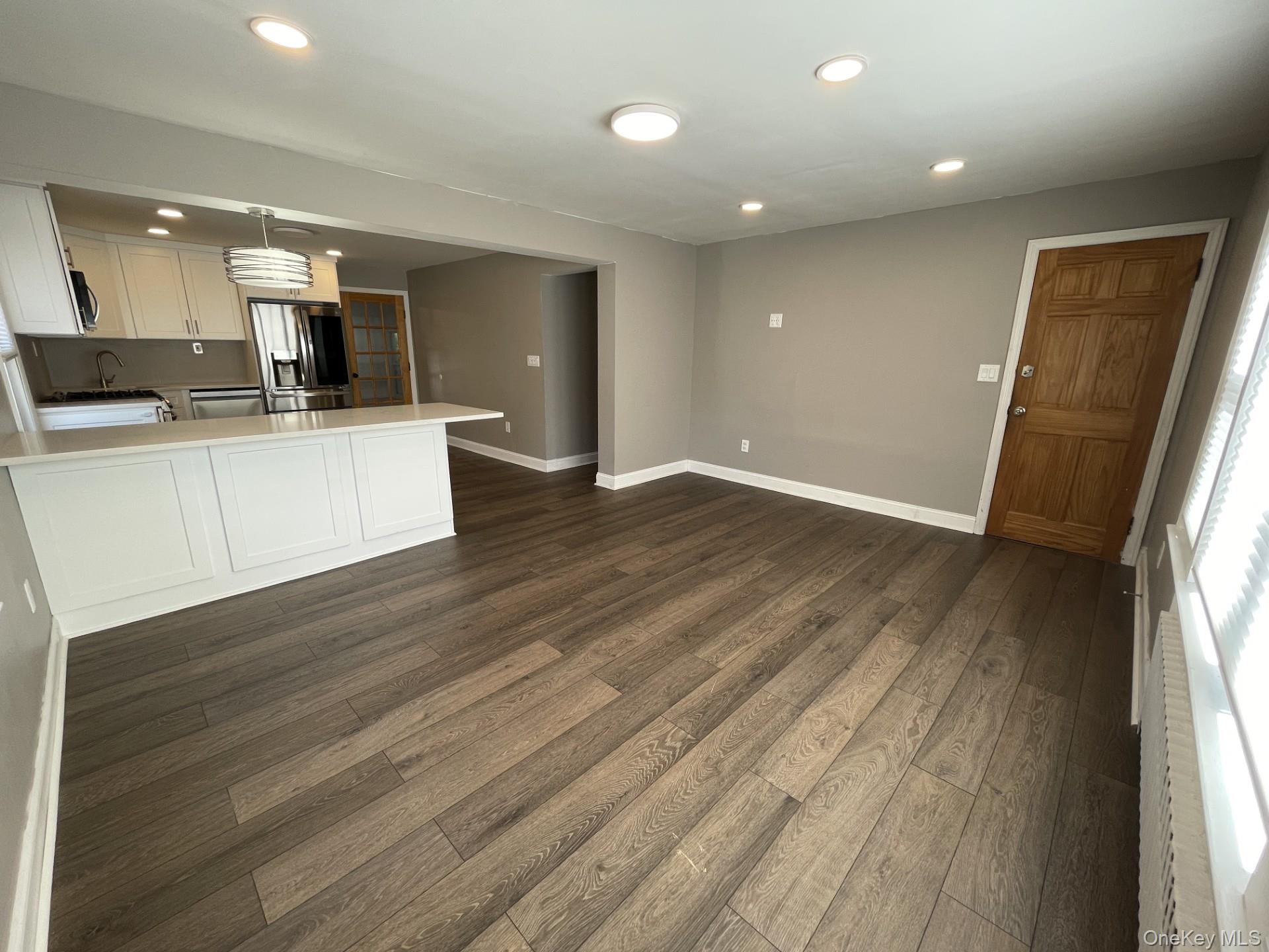 41 Ostend Road Island Park, NY 11558 - Photo 5 of 12