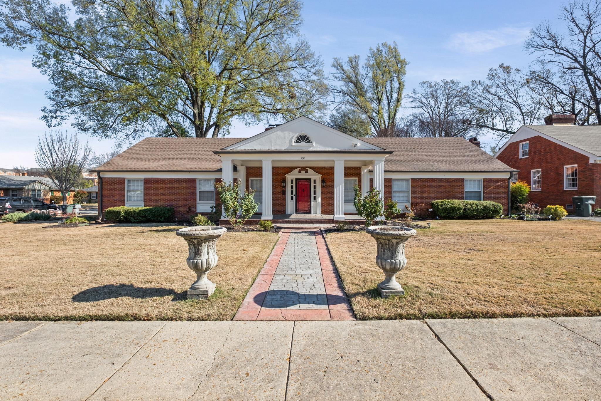 88 North Reese Street Memphis, TN 38111 - Photo 2 of 40