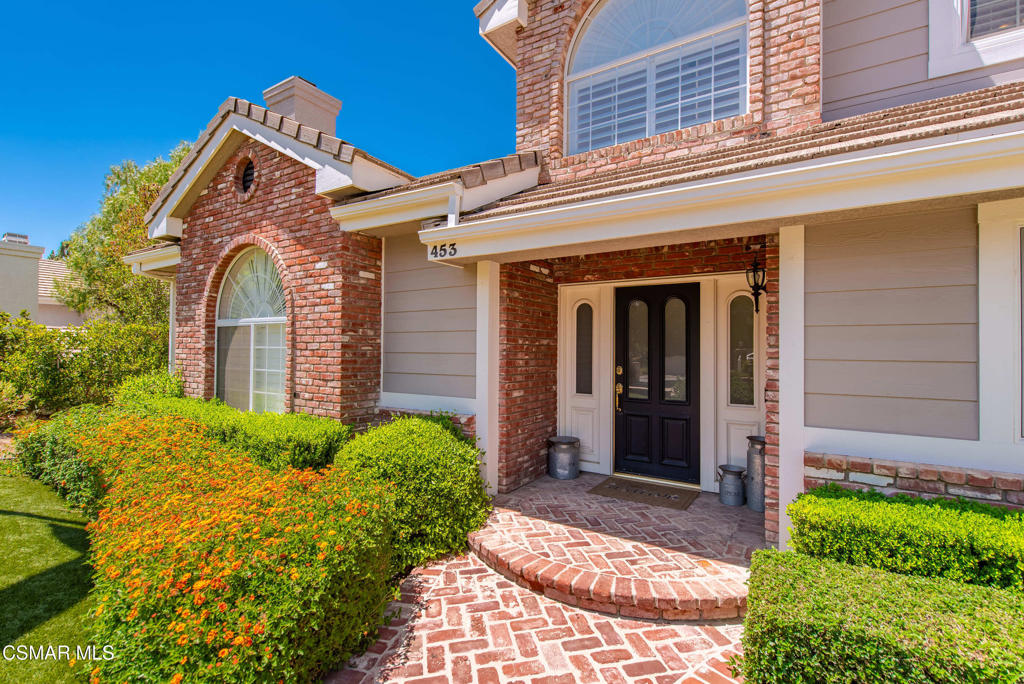 453 Highland Road Simi Valley, CA 93065 - Photo 6 of 100