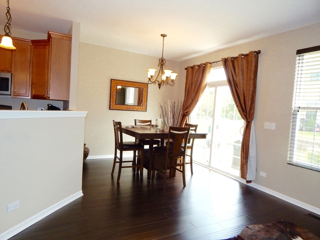 565 Red Deer Road Round Lake, IL 60073 - Photo 4 of 25