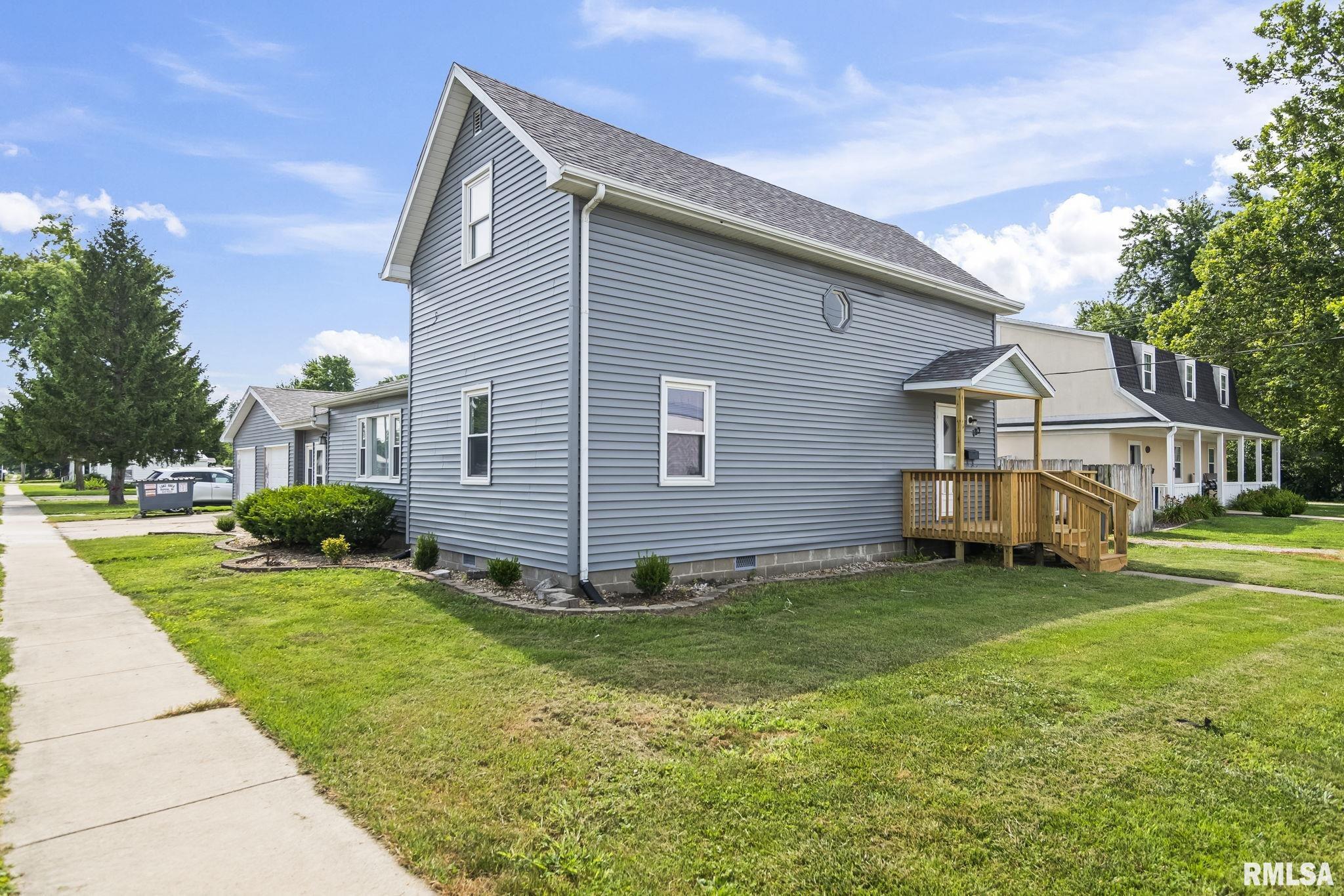 102 South State Street Chatham, IL 62629 - Photo 3 of 38