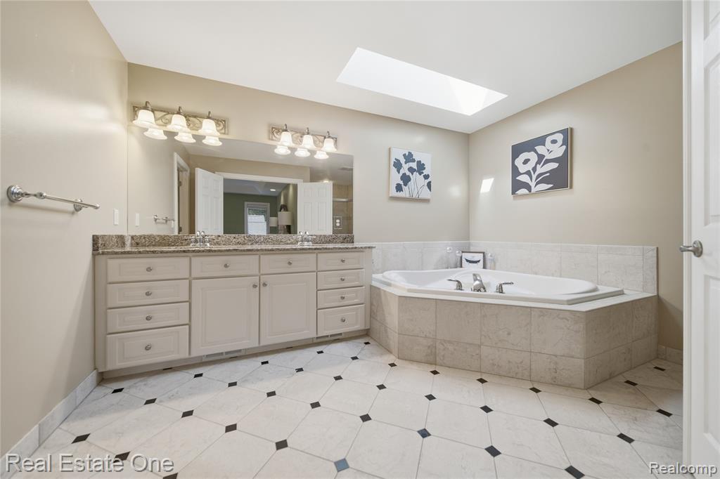 472 Timbermill Lane Howell, MI 48843 - Photo 22 of 52 Gallery Image 22
