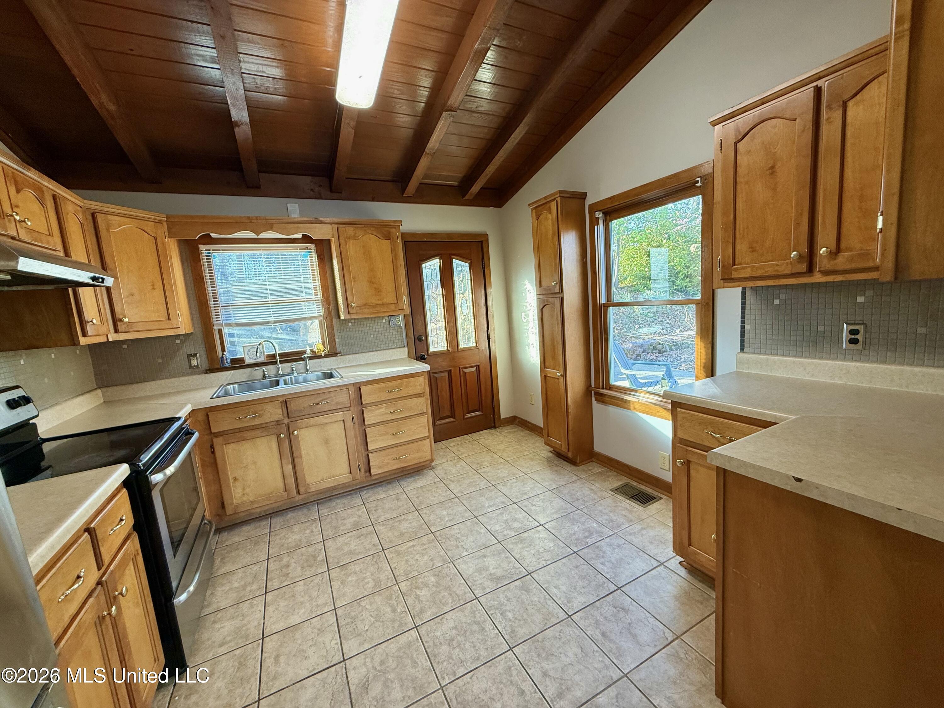 11664 Oak Drive Hernando, MS 38632 - Photo 14 of 28 Joy_20260308_174845_464_photo