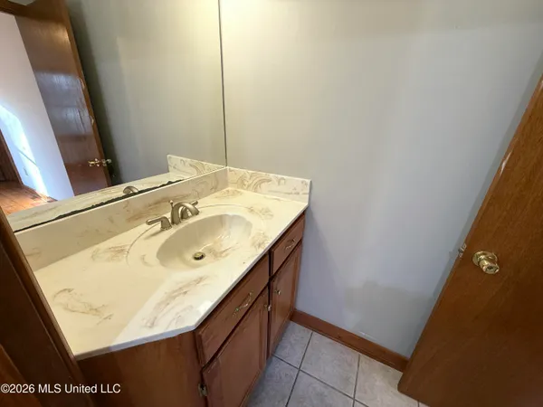 $199,000 | 11664 Oak Drive, Hernando, MS 38632