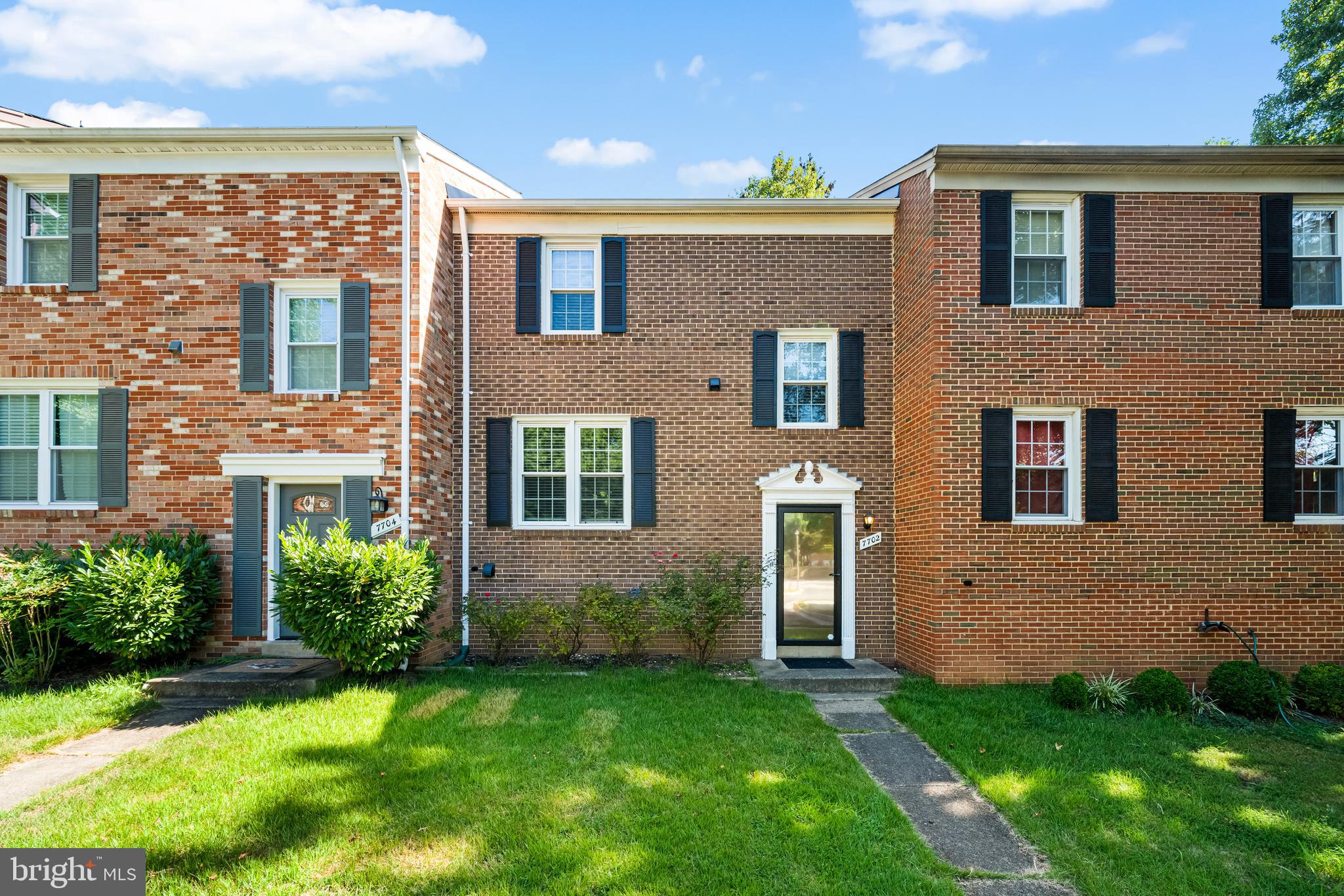 7702 Brandeis Way Springfield, VA 22153 - Photo 1 of 37 Gallery Image 1