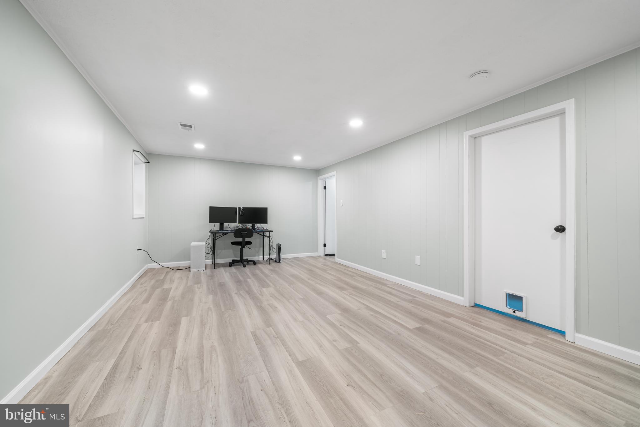 7702 Brandeis Way Springfield, VA 22153 - Photo 31 of 37 Gallery Image 31