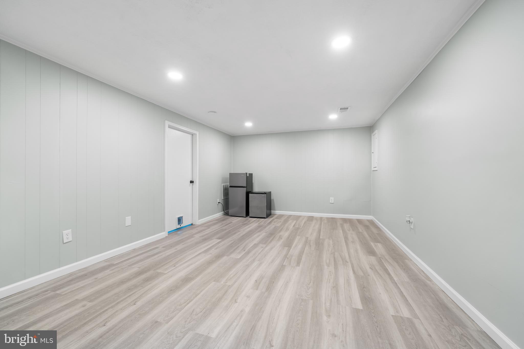 7702 Brandeis Way Springfield, VA 22153 - Photo 33 of 37 Gallery Image 33