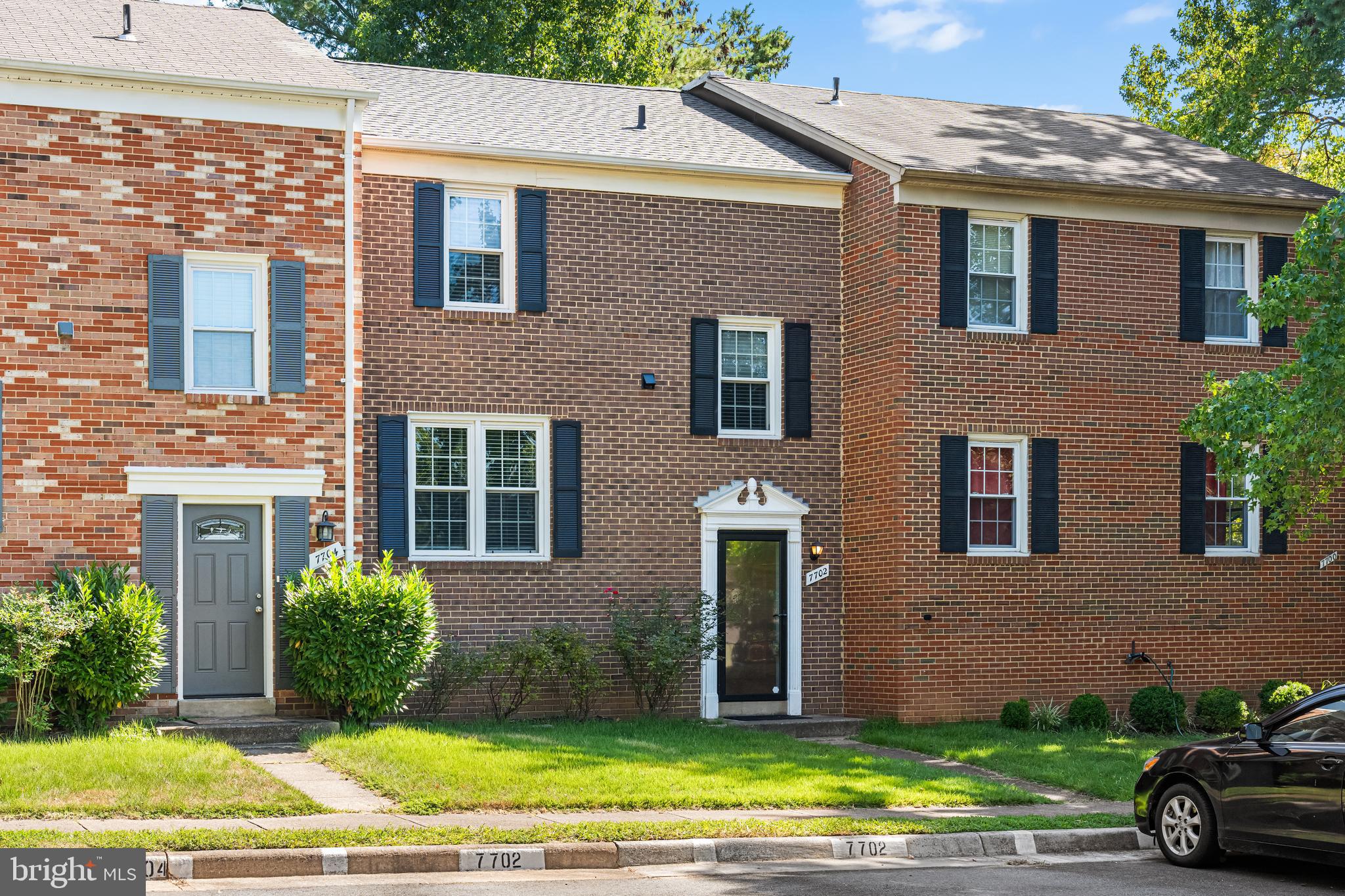 7702 Brandeis Way Springfield, VA 22153 - Photo 4 of 37 Gallery Image 4