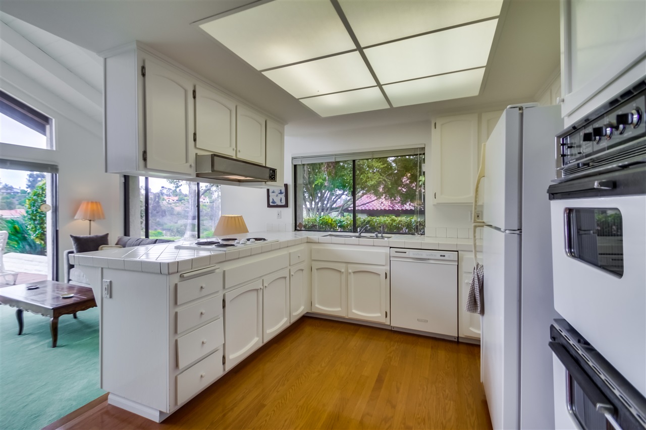 1441 Sun Valley Road Solana Beach, CA 92075 - Photo 10 of 25