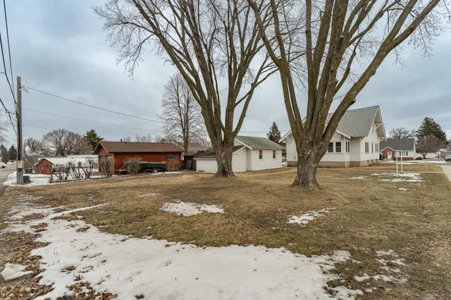 $265,000 | 666 St Charles Avenue, St. Charles, MN 55972