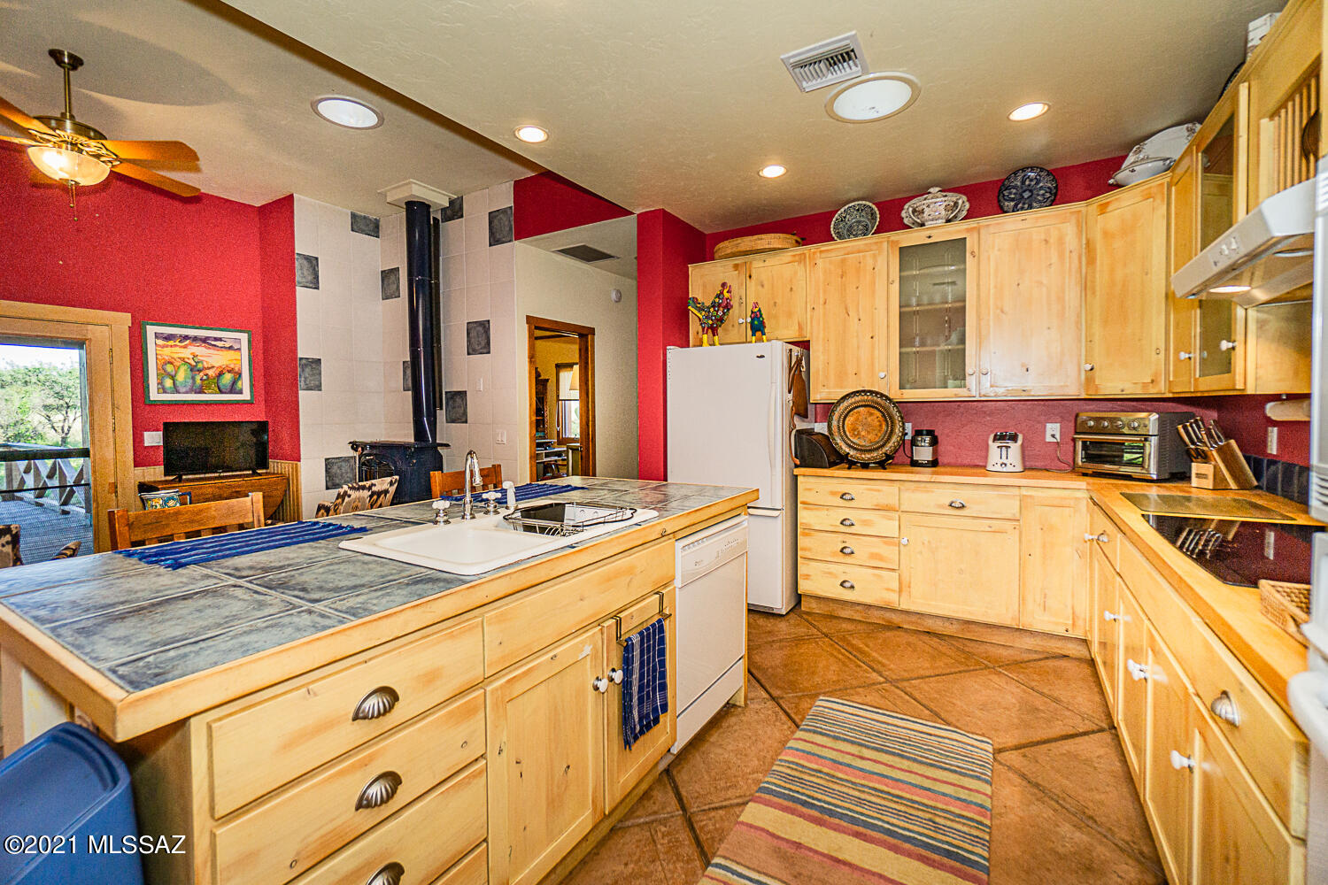 232 Bond Canyon Road Rio Rico, AZ 85648 - Photo 11 of 50