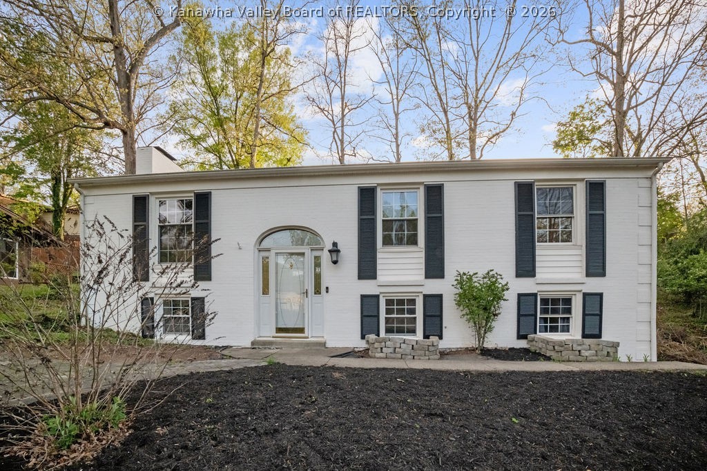 1384 Nottingham Road Charleston, WV 25314 - Photo 1 of 45 Gallery Image 1