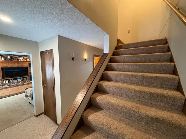 $240,000 | 905 Marshall Avenue, Henning, MN 56551