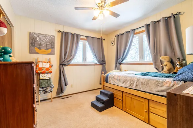 $240,000 | 905 Marshall Avenue, Henning, MN 56551