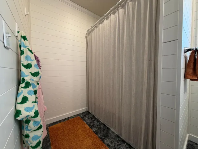 $240,000 | 905 Marshall Avenue, Henning, MN 56551