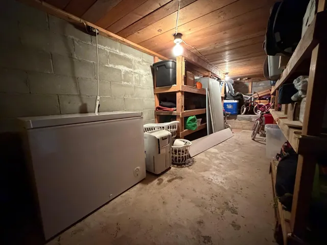 $240,000 | 905 Marshall Avenue, Henning, MN 56551