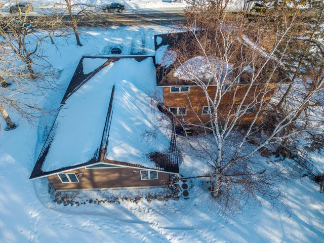 $240,000 | 905 Marshall Avenue, Henning, MN 56551