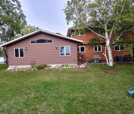 $240,000 | 905 Marshall Avenue, Henning, MN 56551