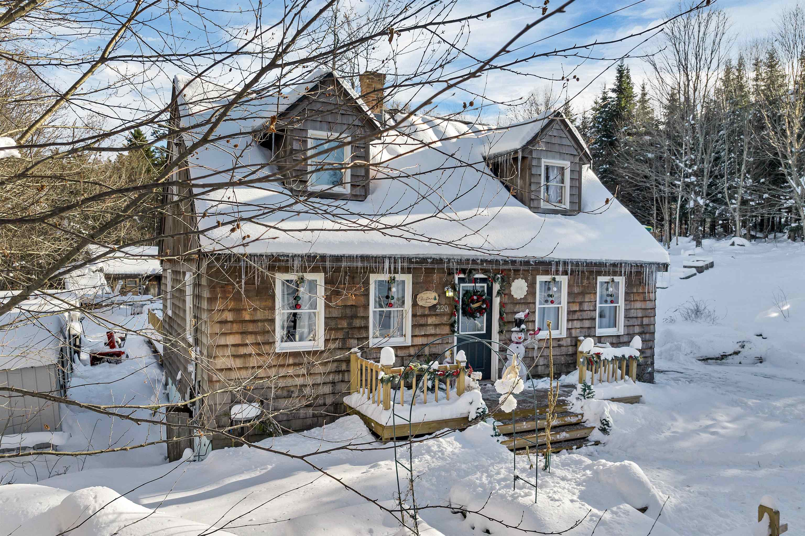 220 Washington Heights Road Washington, NH 03280 - Photo 3 of 46