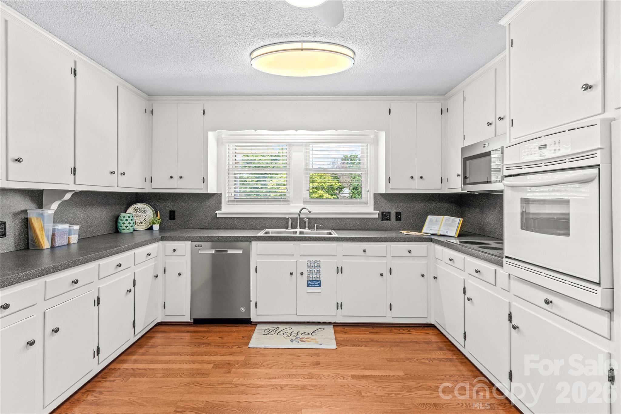 946 Shearers Road Mooresville, NC 28115 - Photo 13 of 48 Gallery Image 13