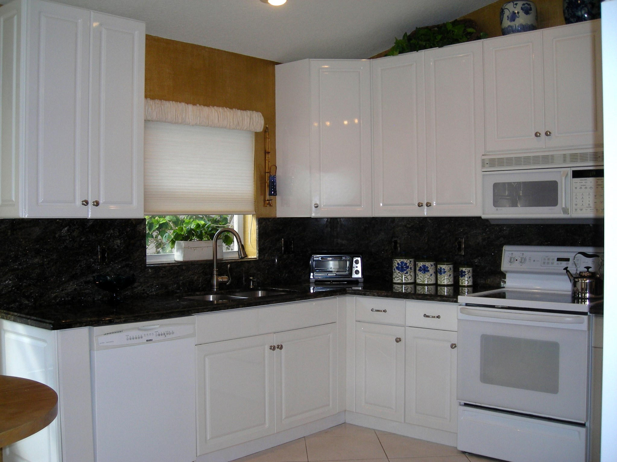 6549 Sun River Road Boynton Beach, FL 33437 - Photo 6 of 20 Kit