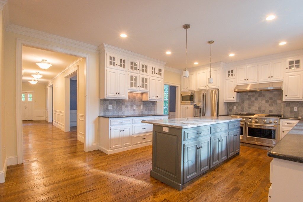 46 Border Road Needham, MA 02492 - Photo 13 of 30