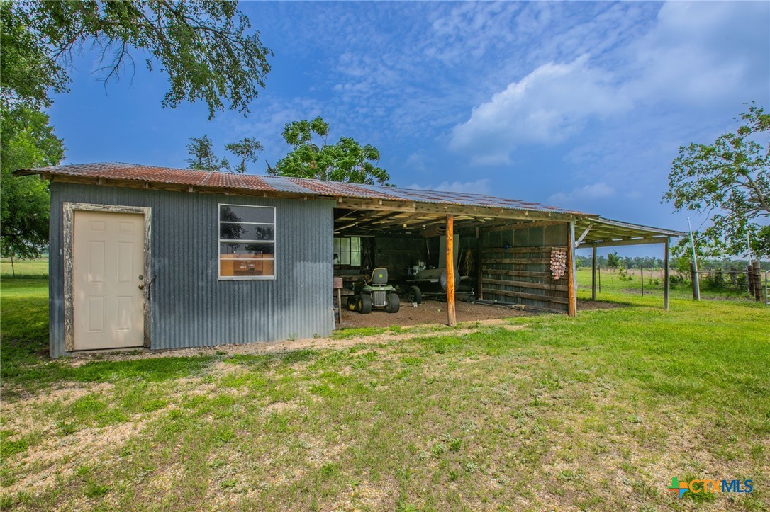 3053 Hobby Creek Road Burlington, TX 76519 - Photo 30 of 35