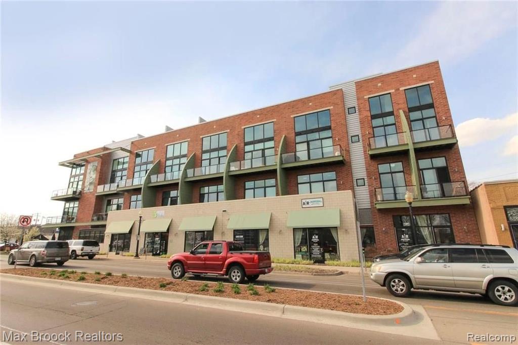211 East 9 Mile Road, Unit 207 Ferndale, MI 48220 - Photo 2 of 30