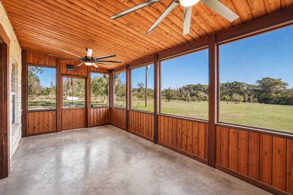 24 Edmiston Road Comfort, TX 78013 - Photo 31 of 55 Gallery Image 31