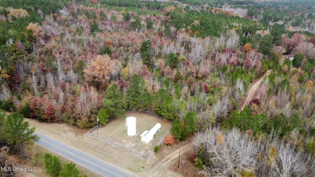 $74,000 | 5 County Road 3122, French Camp, MS 39745