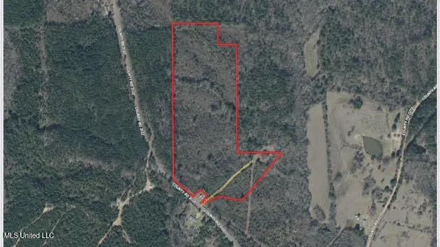 $74,000 | 5 County Road 3122, French Camp, MS 39745