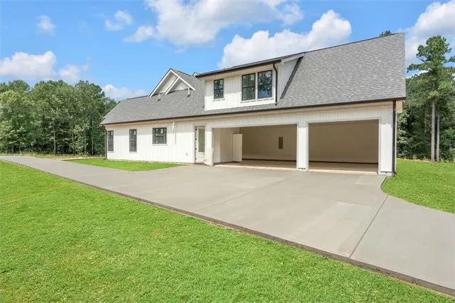 $970,000 | 109 Stormy Drive, Eatonton, GA 31024