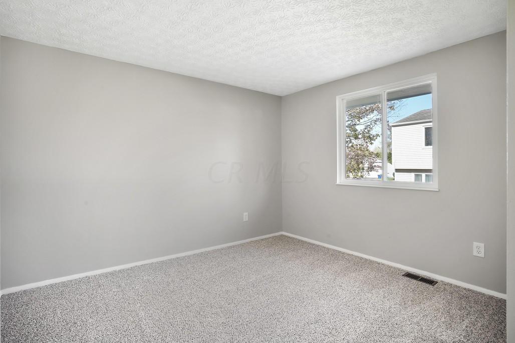 6769 Chesley Road Dublin, OH 43017 - Photo 9 of 21 Gallery Image 9