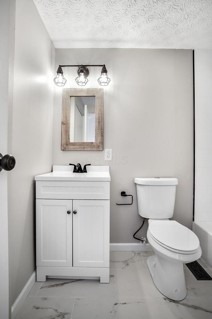 6769 Chesley Road Dublin, OH 43017 - Photo 10 of 21 Gallery Image 10