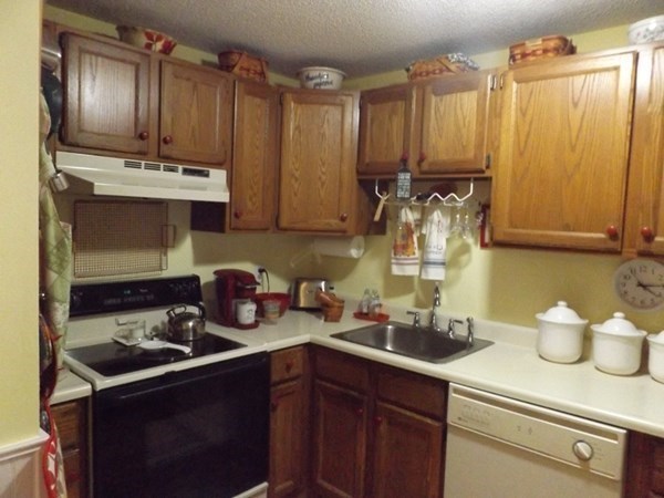 160 Ayer Road, Unit D Shirley, MA 01464 - Photo 5 of 20 Gallery Image 5