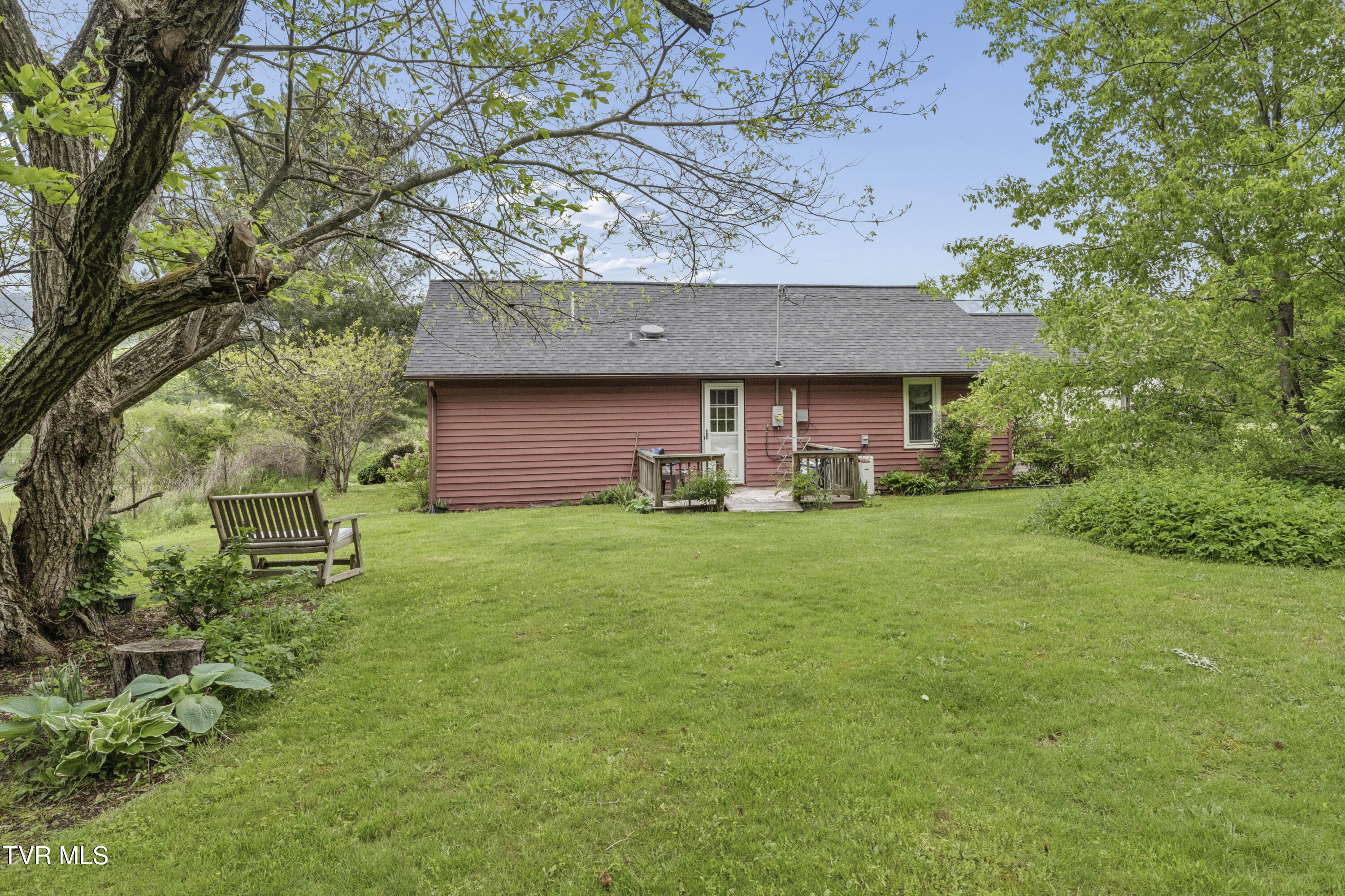 278 Old Butler Road Mountain City, TN 37683 - Photo 6 of 35 OldButler--25