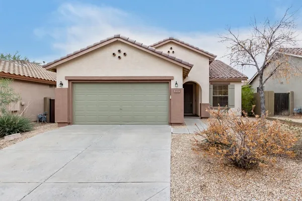 $2,500 | 3727 West Memorial Drive, Phoenix, AZ 85086
