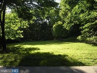 56 Warden Road Doylestown, PA 18901 - Photo 3 of 6 Gallery Image 3