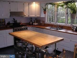 56 Warden Road Doylestown, PA 18901 - Photo 4 of 6 Gallery Image 4