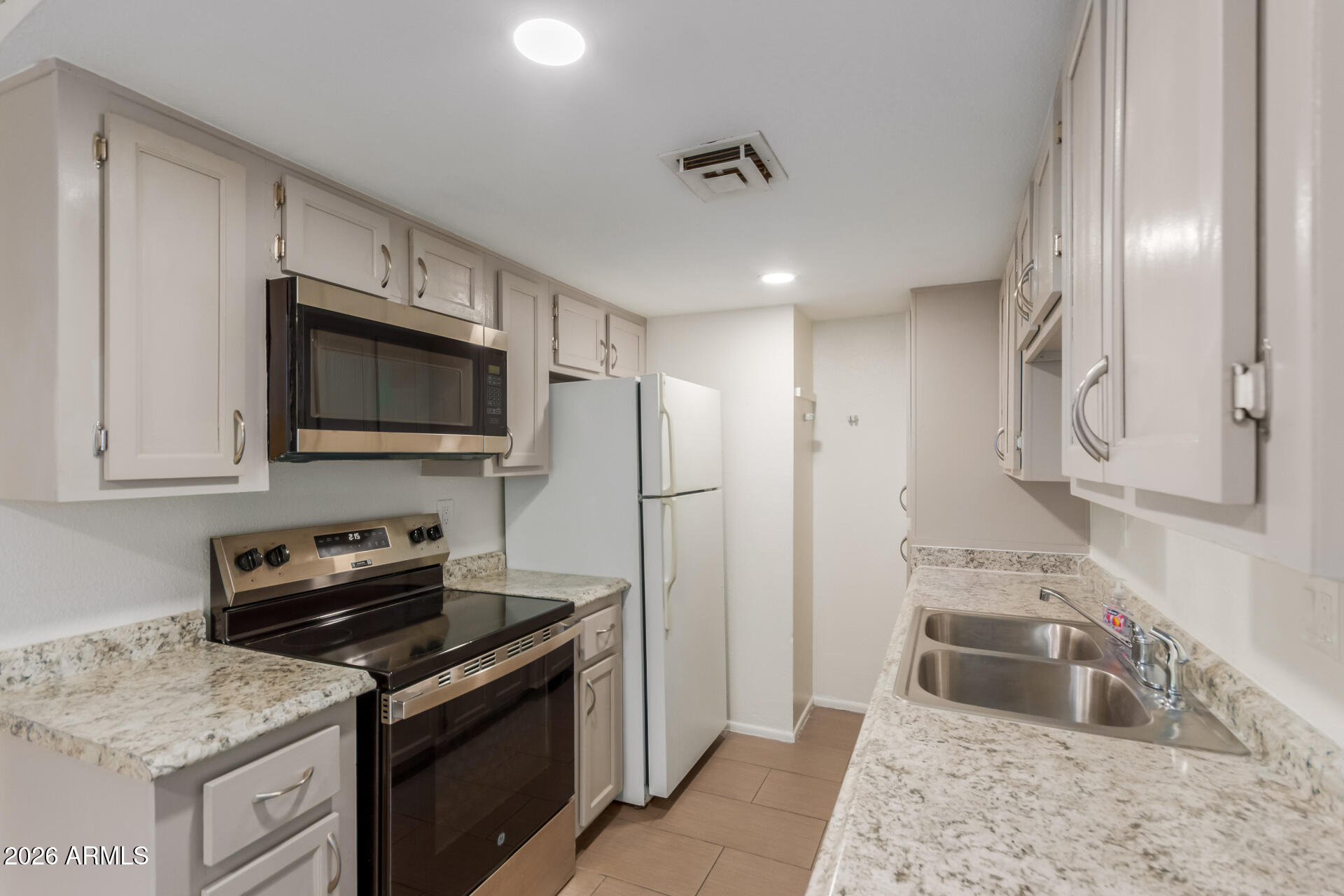 860 East Brown Road, Unit 8 Mesa, AZ 85203 - Photo 16 of 47 15 Brown