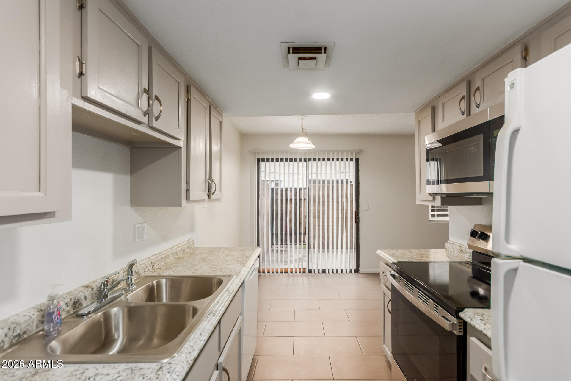 860 East Brown Road, Unit 8 Mesa, AZ 85203 - Photo 17 of 47 16 Brown