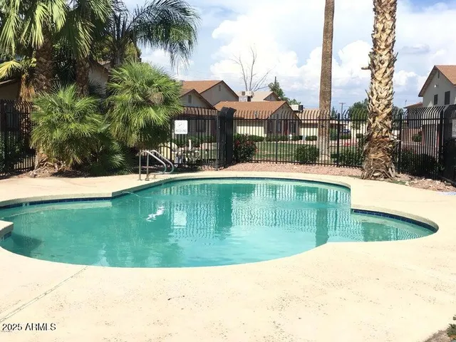 $1,650 | 860 East Brown Road, Unit 8, Mesa, AZ 85203